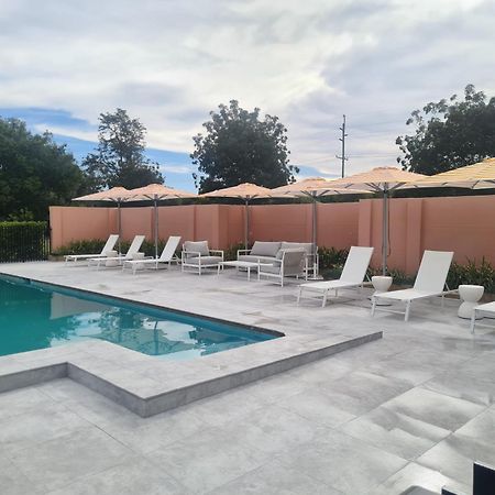 Burringa Garden Motel Wagga Wagga Zewnętrze zdjęcie