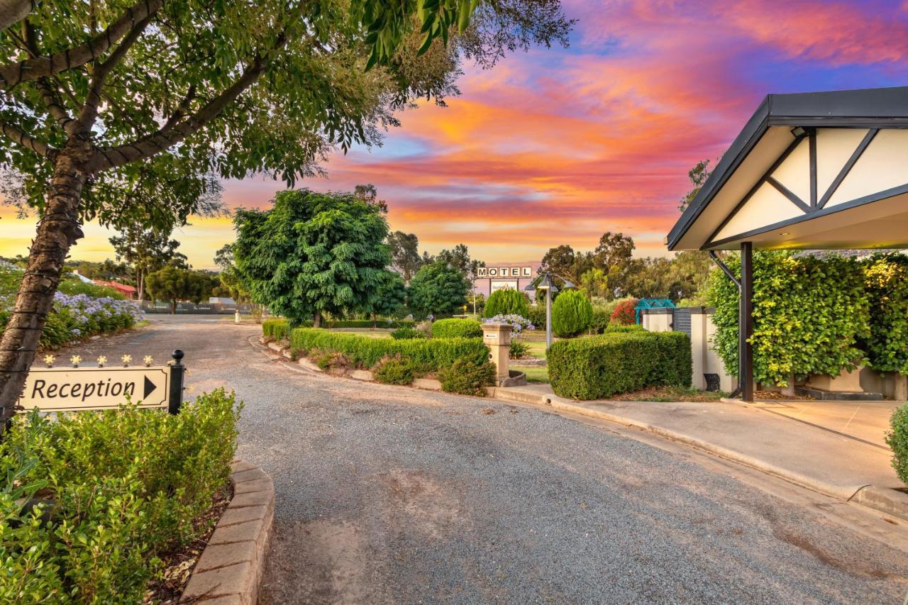Burringa Garden Motel Wagga Wagga Zewnętrze zdjęcie