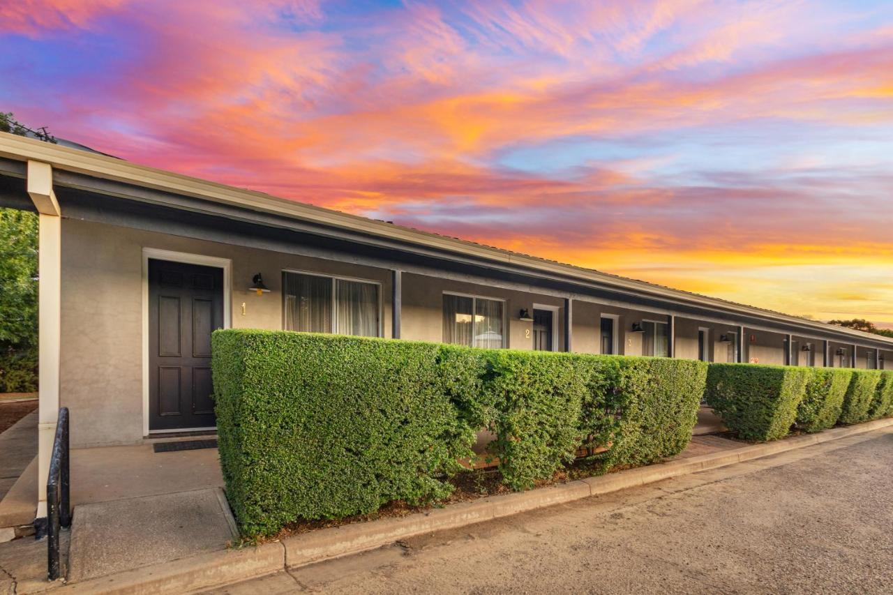 Burringa Garden Motel Wagga Wagga Zewnętrze zdjęcie
