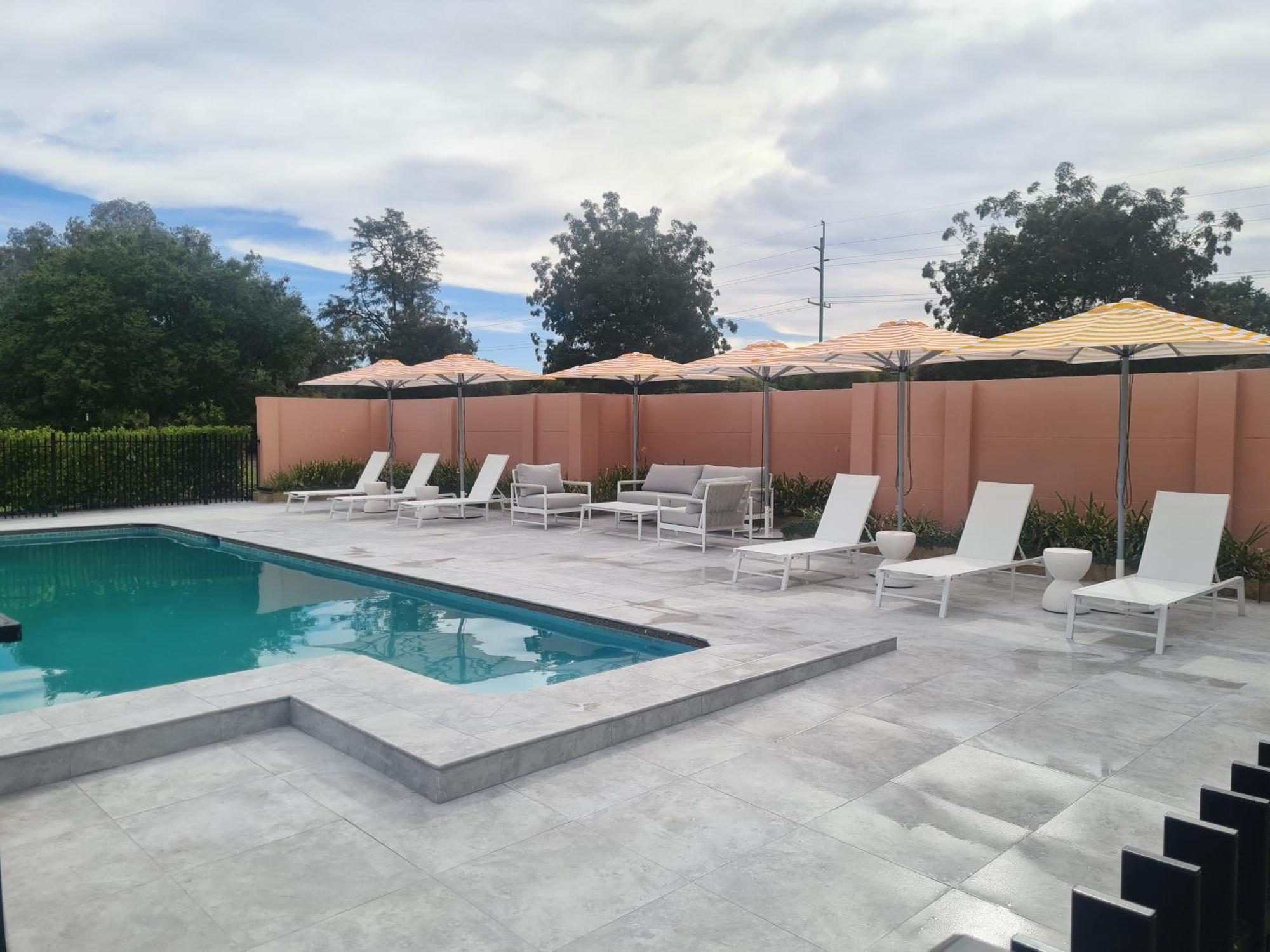 Burringa Garden Motel Wagga Wagga Zewnętrze zdjęcie