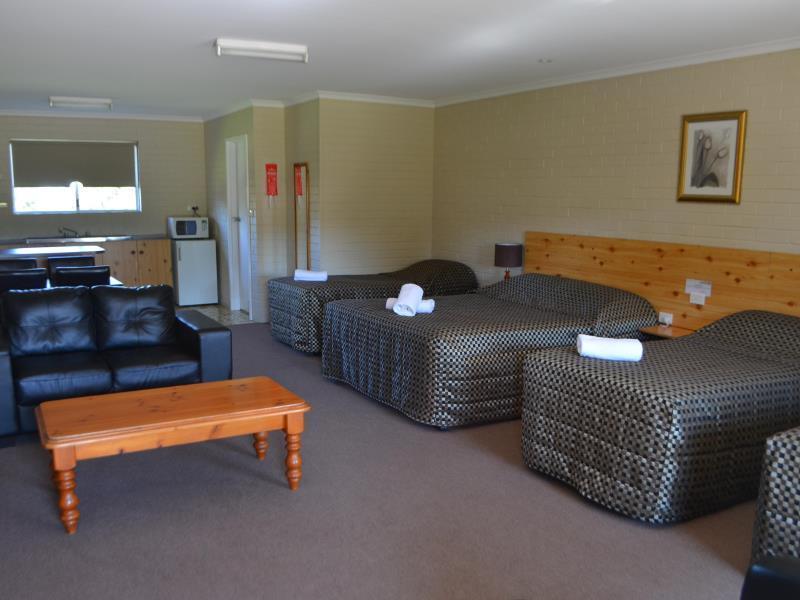 Burringa Garden Motel Wagga Wagga Zewnętrze zdjęcie