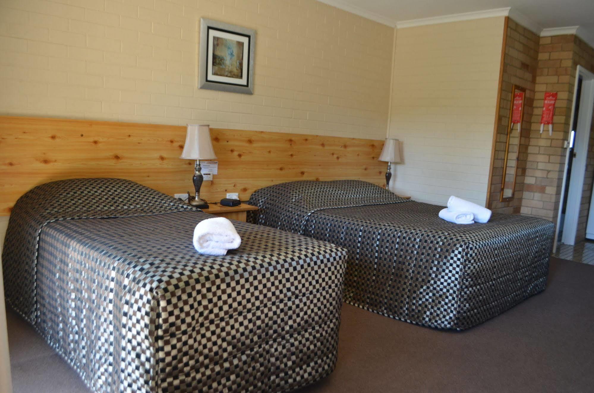 Burringa Garden Motel Wagga Wagga Zewnętrze zdjęcie